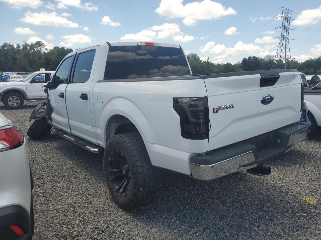2017 Ford F150 Supercrew - Фото 2