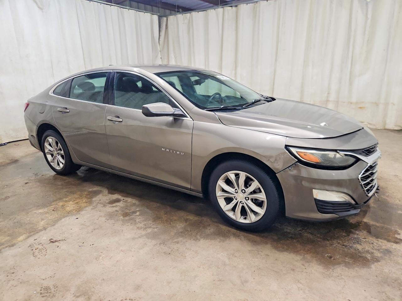 2020 Chevrolet Malibu Lt - Image 4