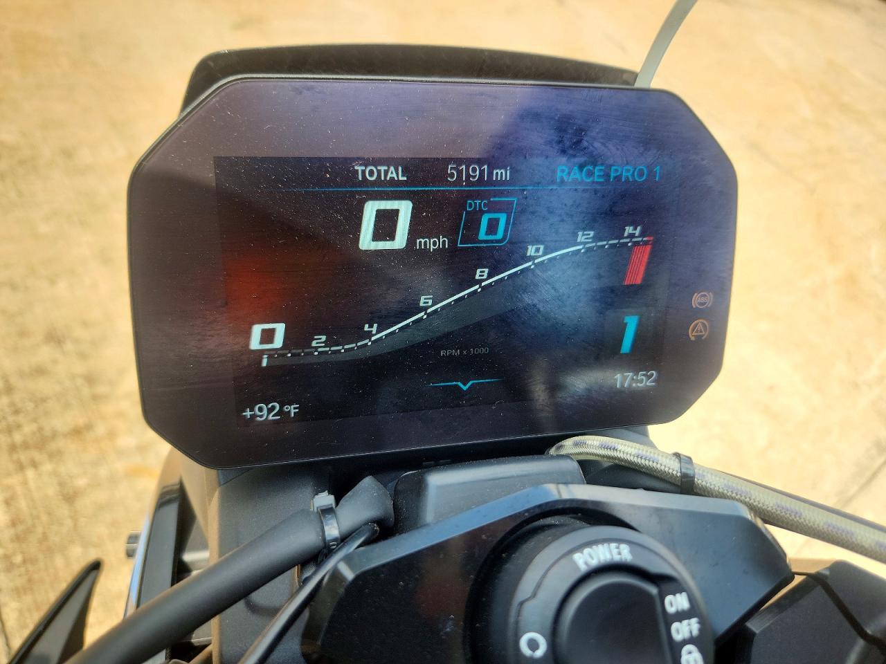2023 BMW M 1000 R - Фото 7