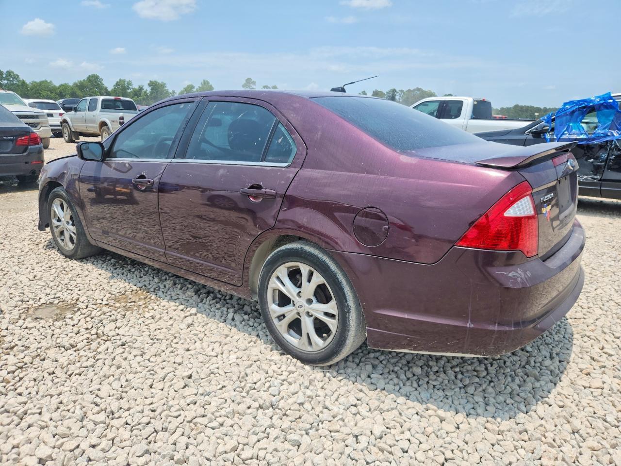 2012 Ford Fusion Se - Image 2