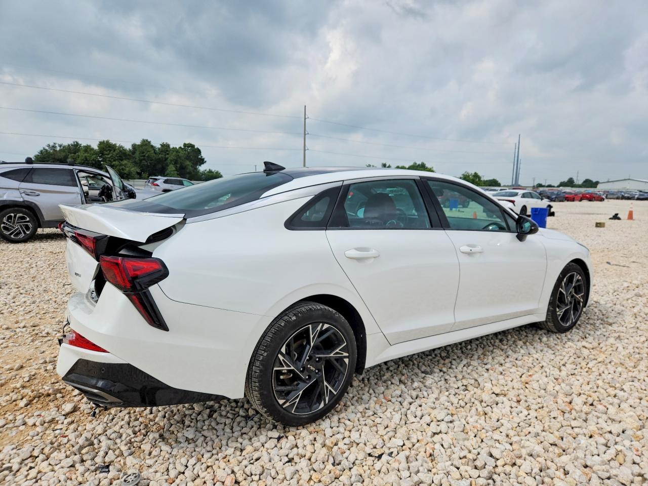 2025 Kia K5 Gt Line - Фото 3