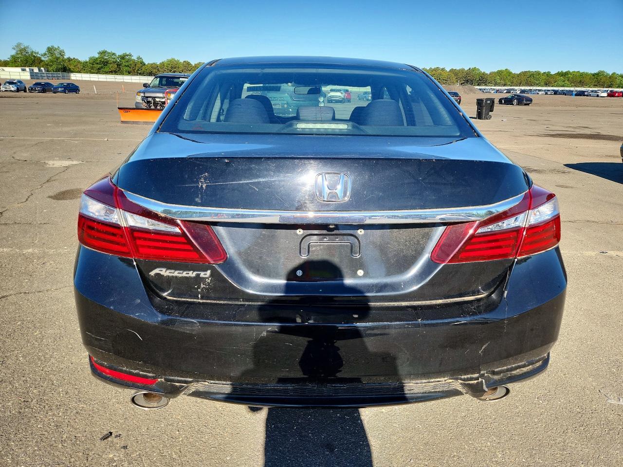 2017 Honda Accord - Image 6