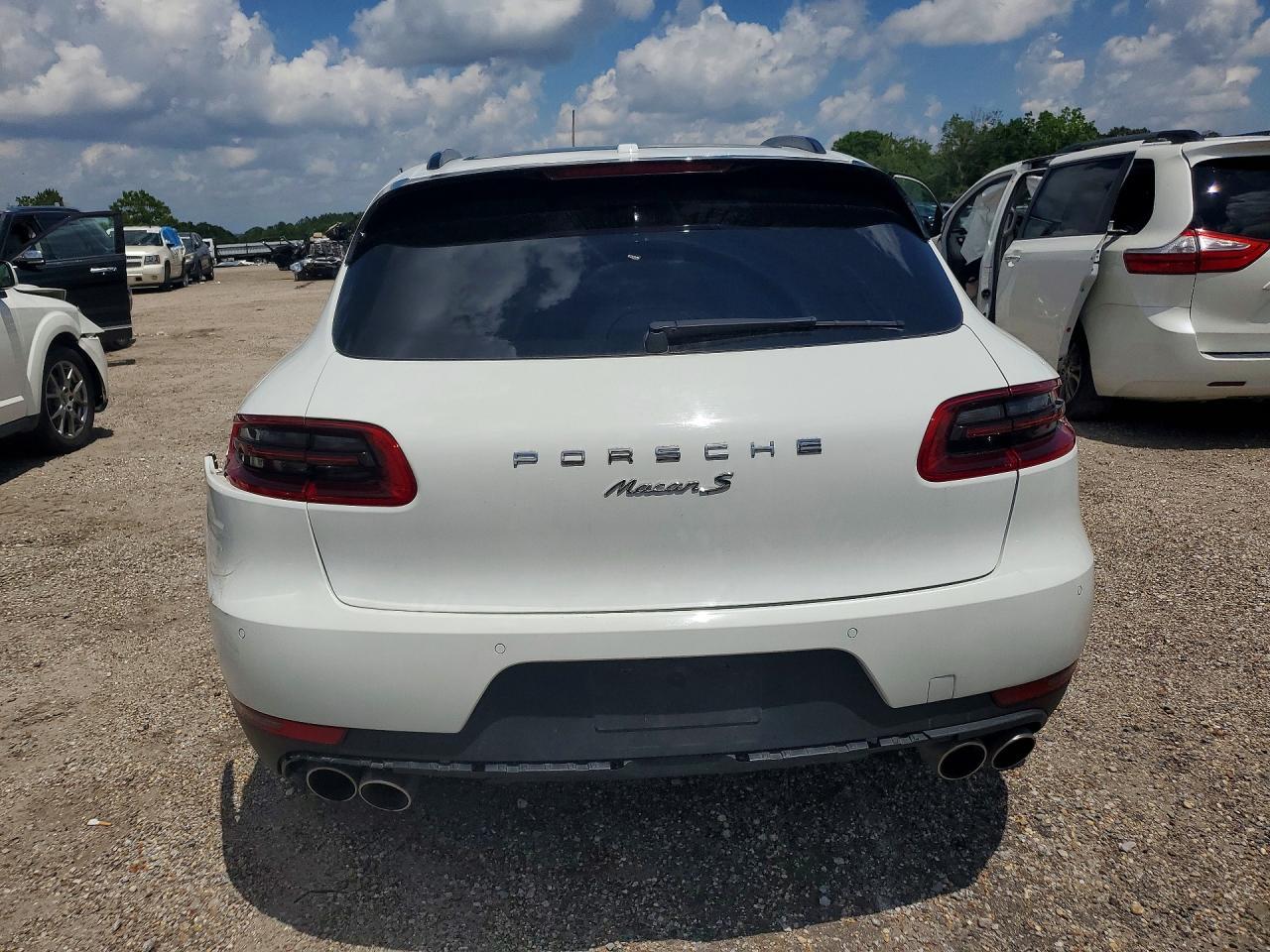 2018 Porsche Macan S - Image 6