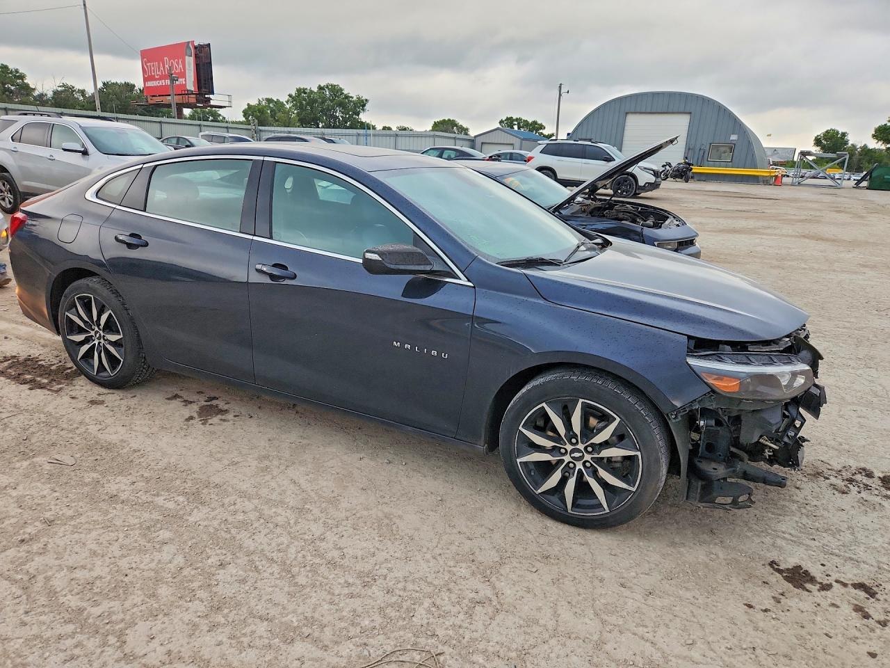 2018 Chevrolet Malibu Lt - Image 4