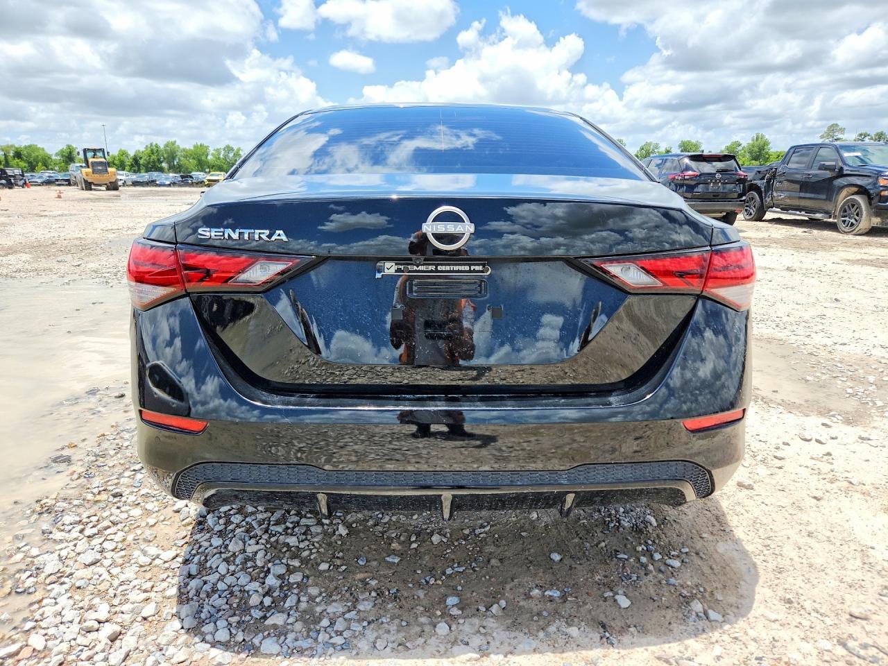 2024 Nissan Sentra S - Image 6