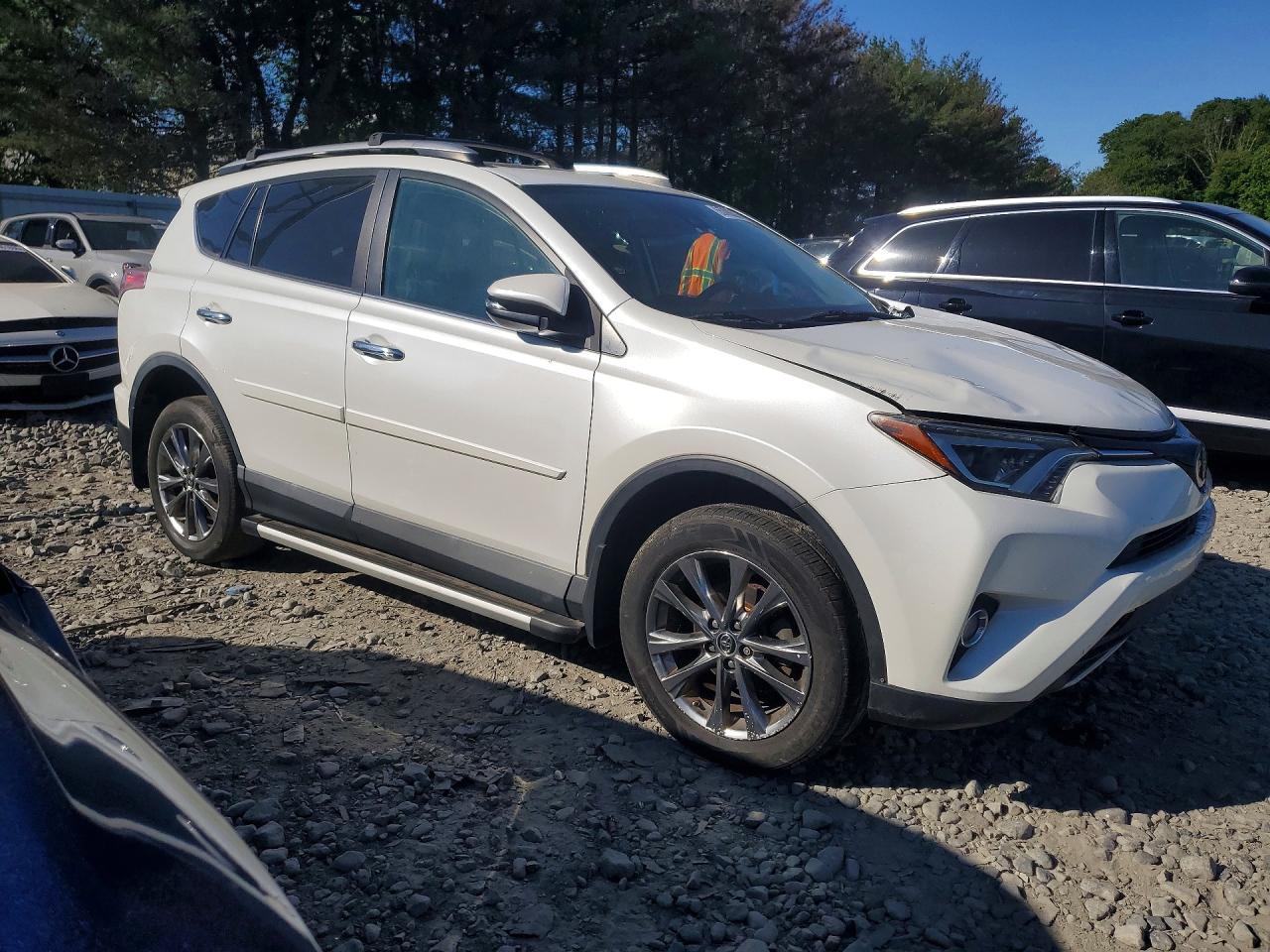 2017 Toyota Rav4 Limited - Фото 4