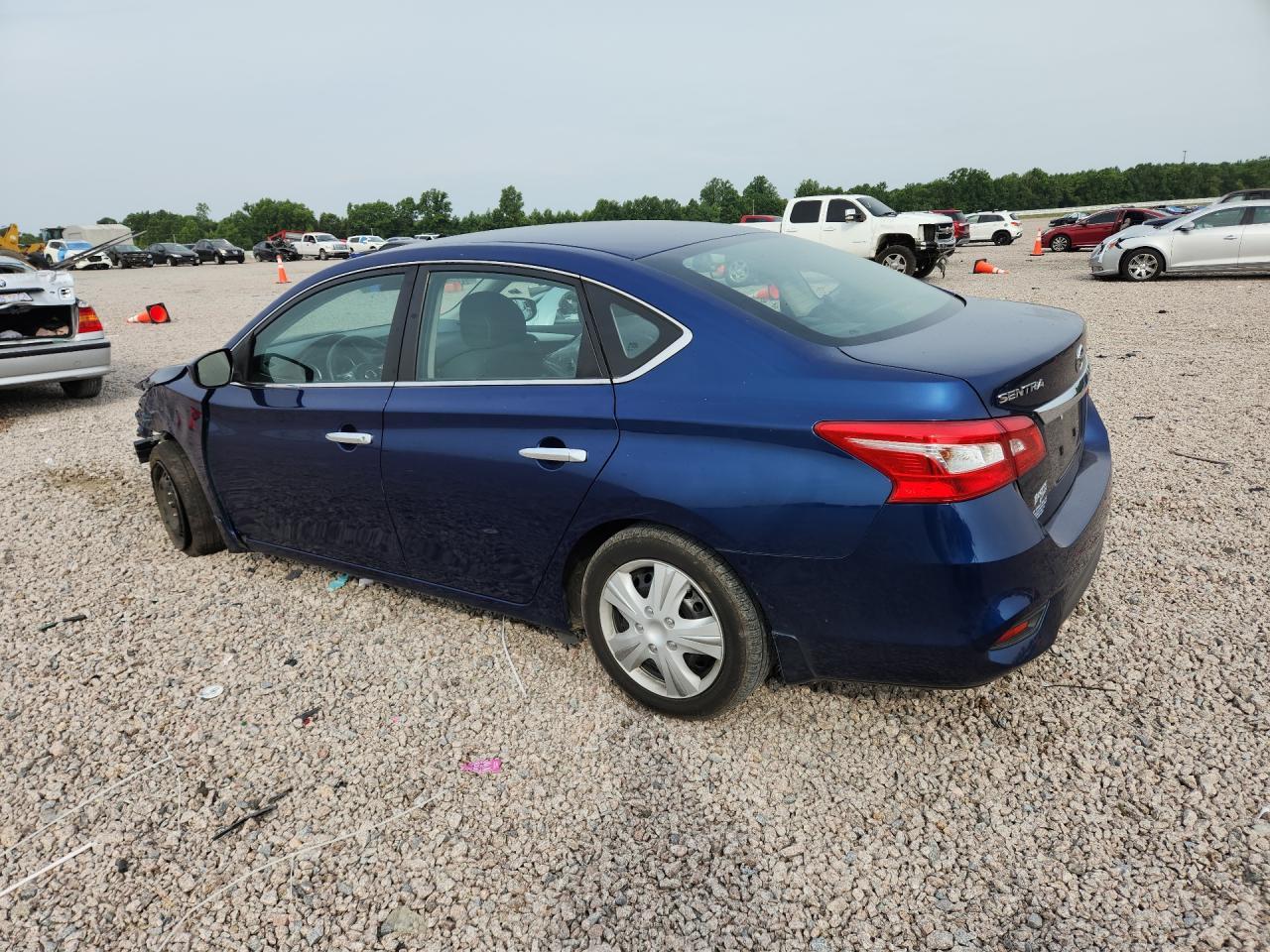 2019 Nissan Sentra S - Фото 2
