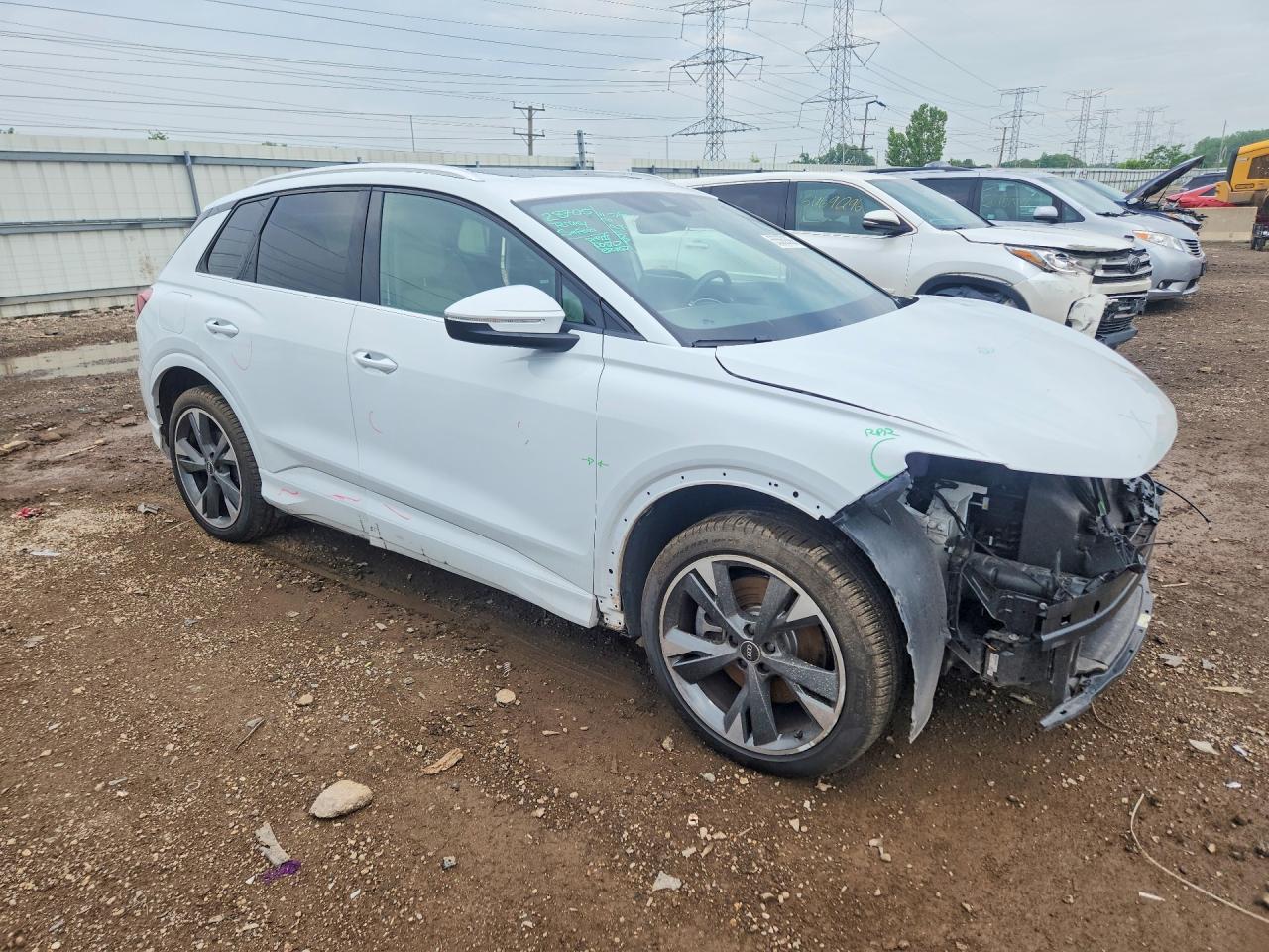 2022 Audi Q4 E-Tron Premium Plus - Фото 4