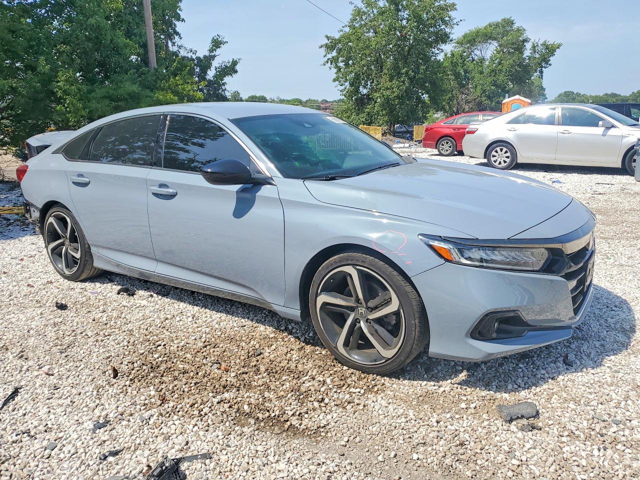 2022 Honda Accord Sport - Image 4