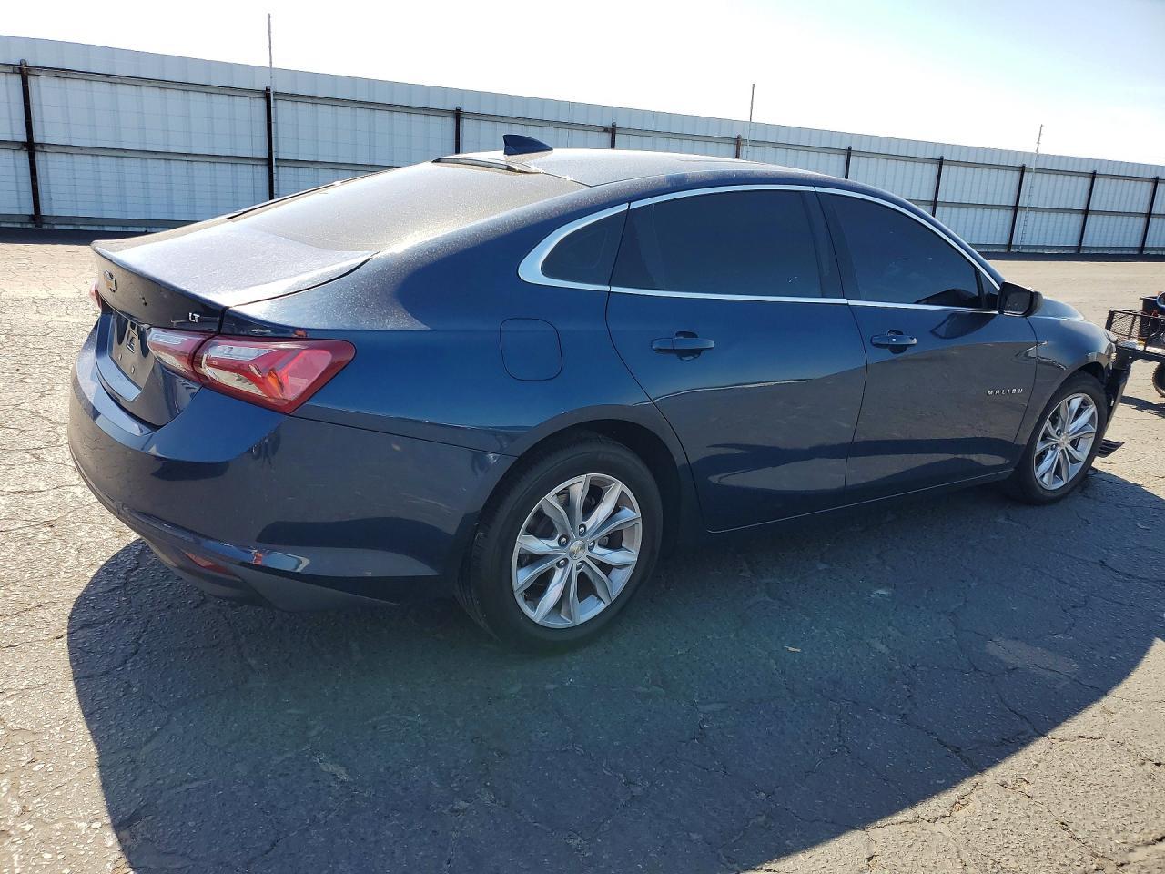 2020 Chevrolet Malibu Lt - Фото 3