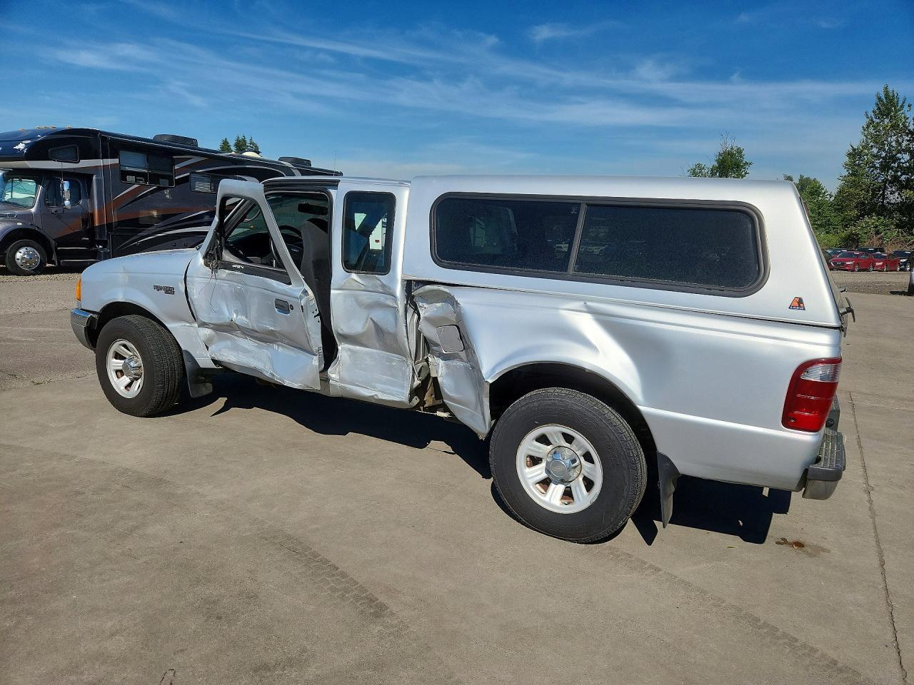 2003 Ford Ranger Super Cab - Image 2