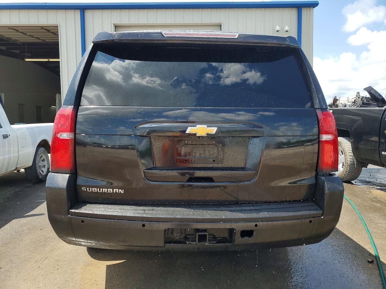 2018 Chevrolet Suburban C1500 Lt - Фото 6