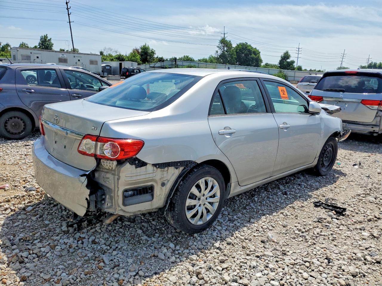 2013 Toyota Corolla Le - Image 3