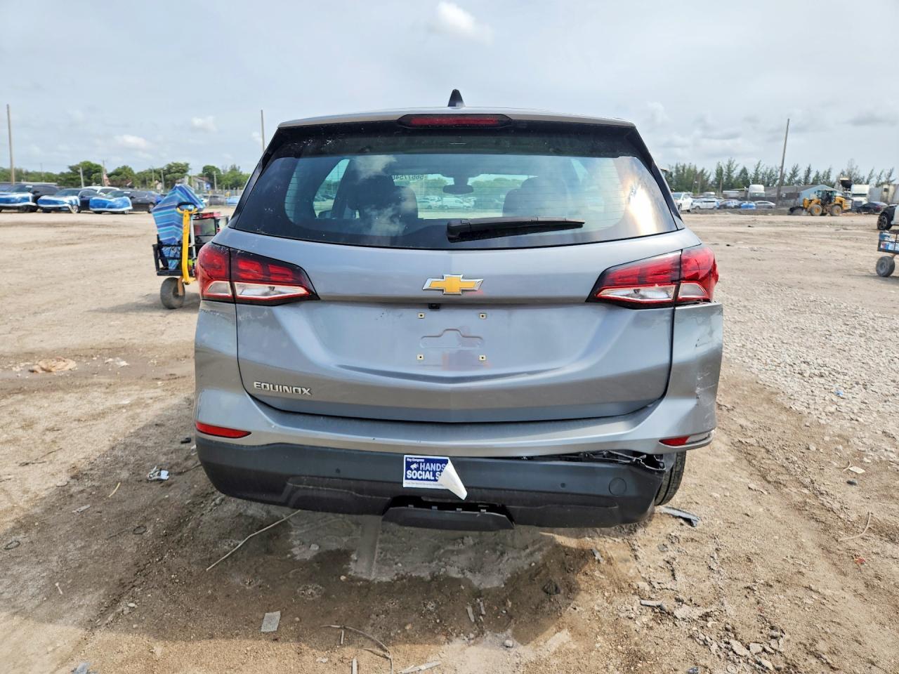 2023 Chevrolet Equinox Ls - Фото 6