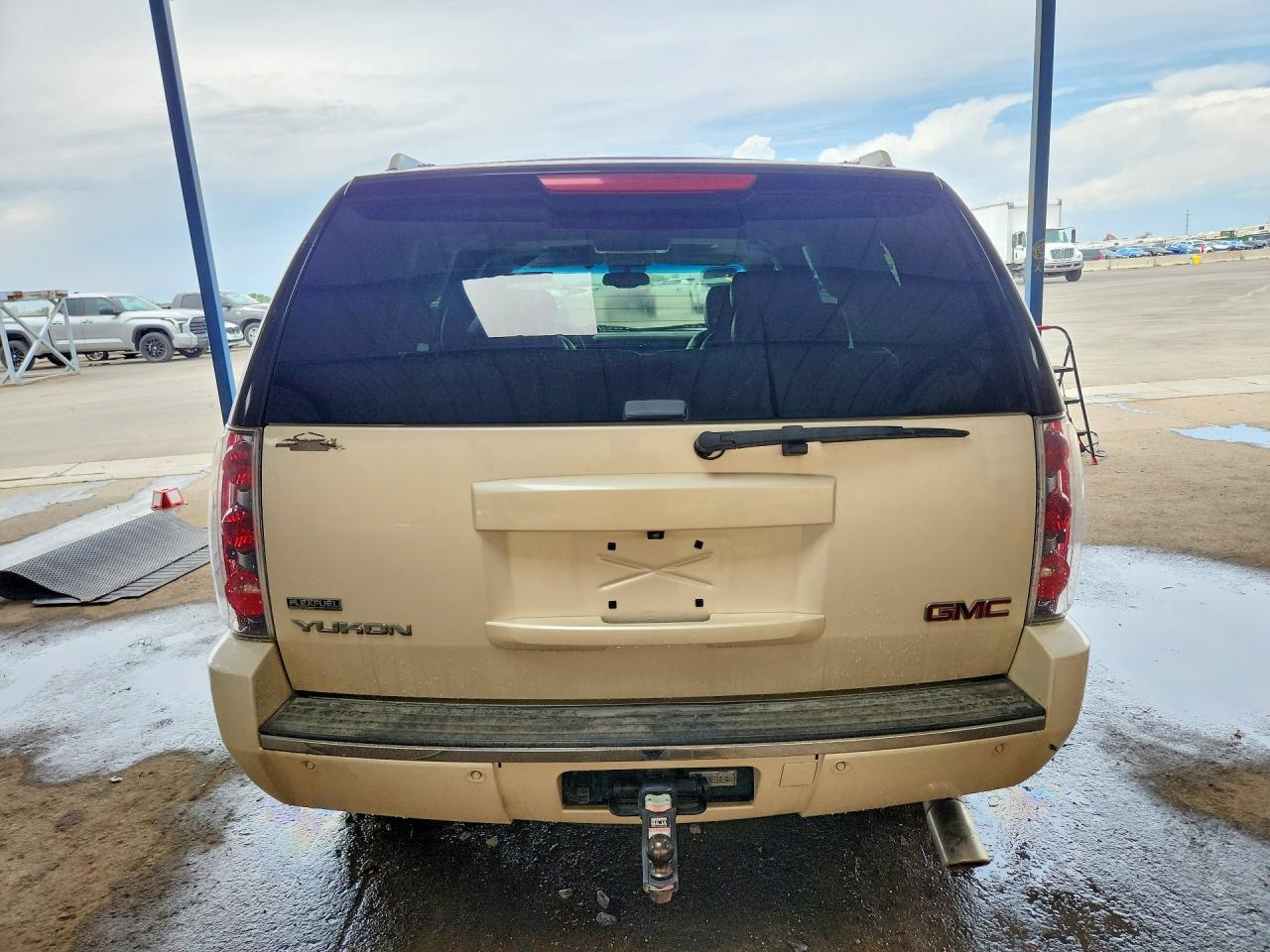 2010 GMC Yukon Denali - Фото 6