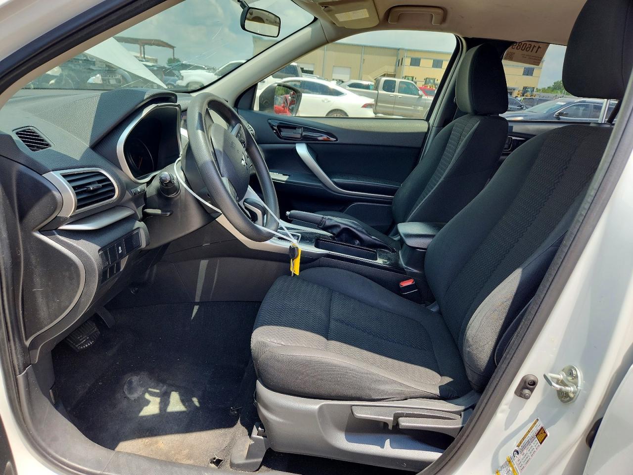 2020 Mitsubishi Eclipse Cross Es - Фото 7