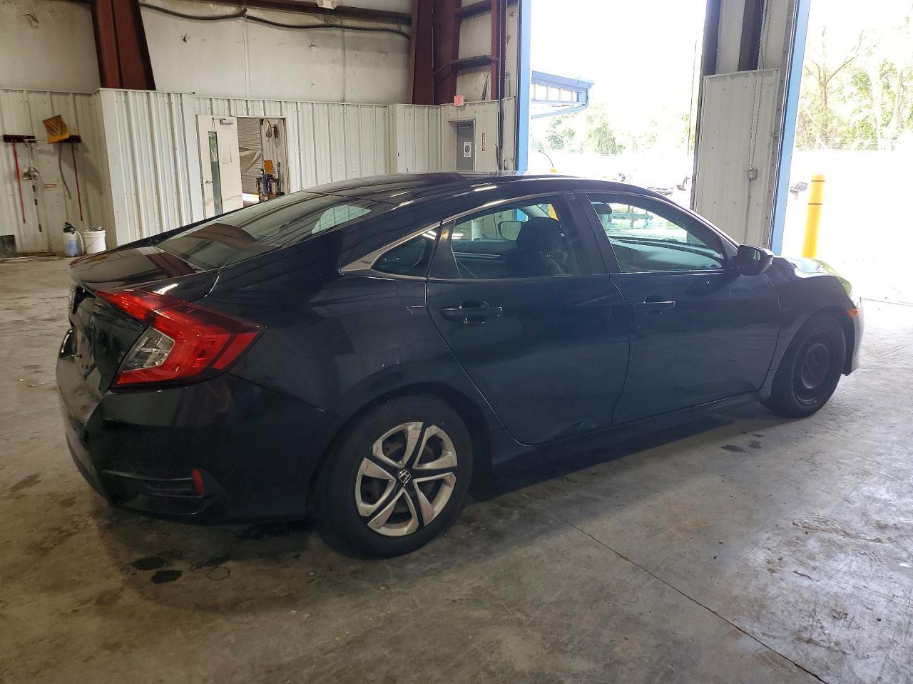 2018 Honda Civic Lx - Image 3