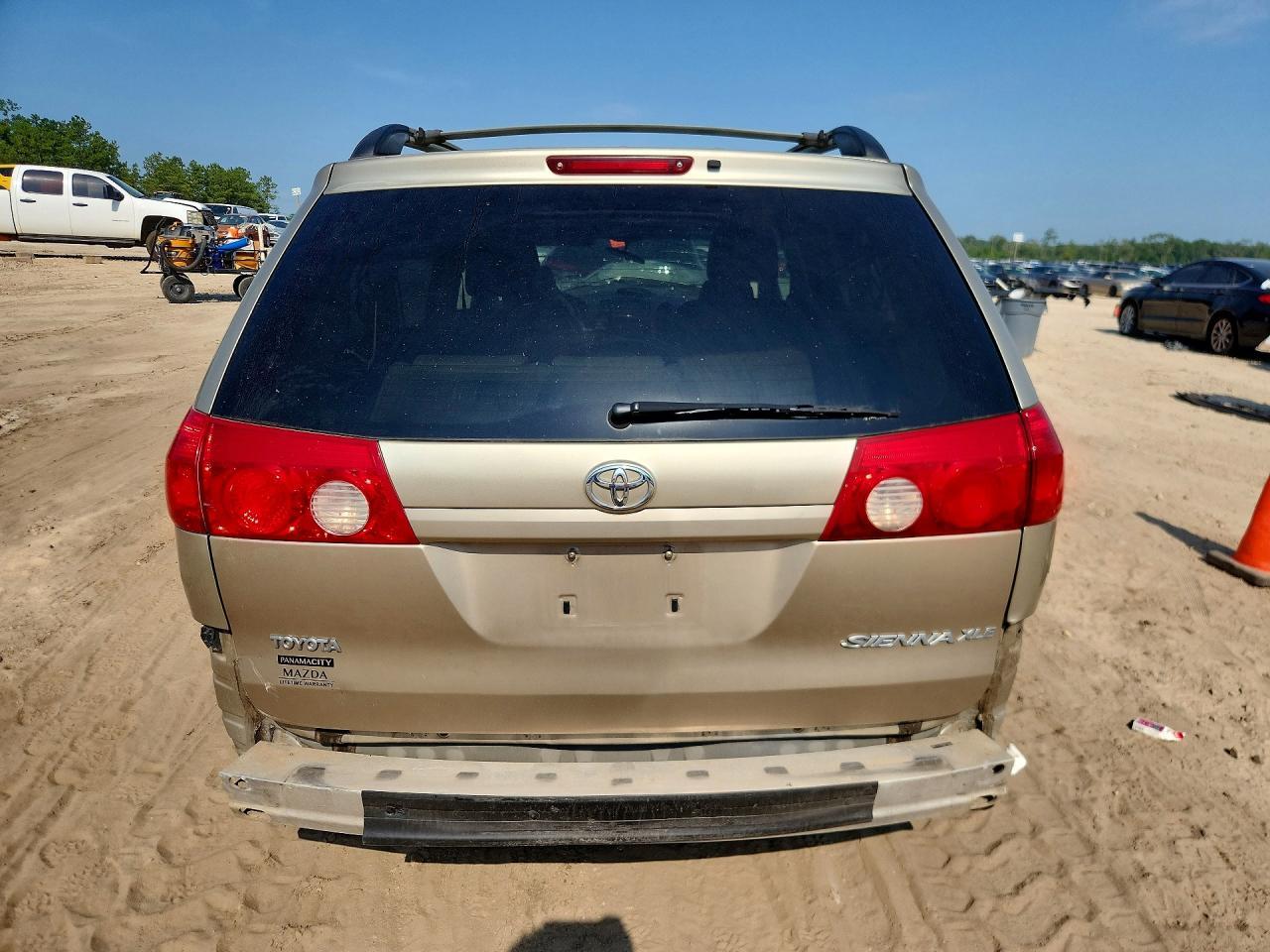 2006 Toyota Sienna Xle 7 Passenger - Фото 6