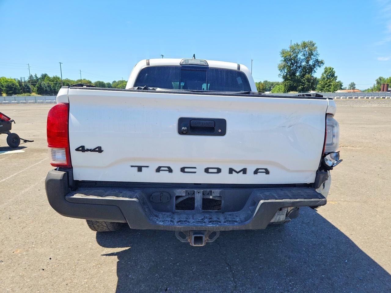 2017 Toyota Tacoma Trd Off-Road - Фото 6