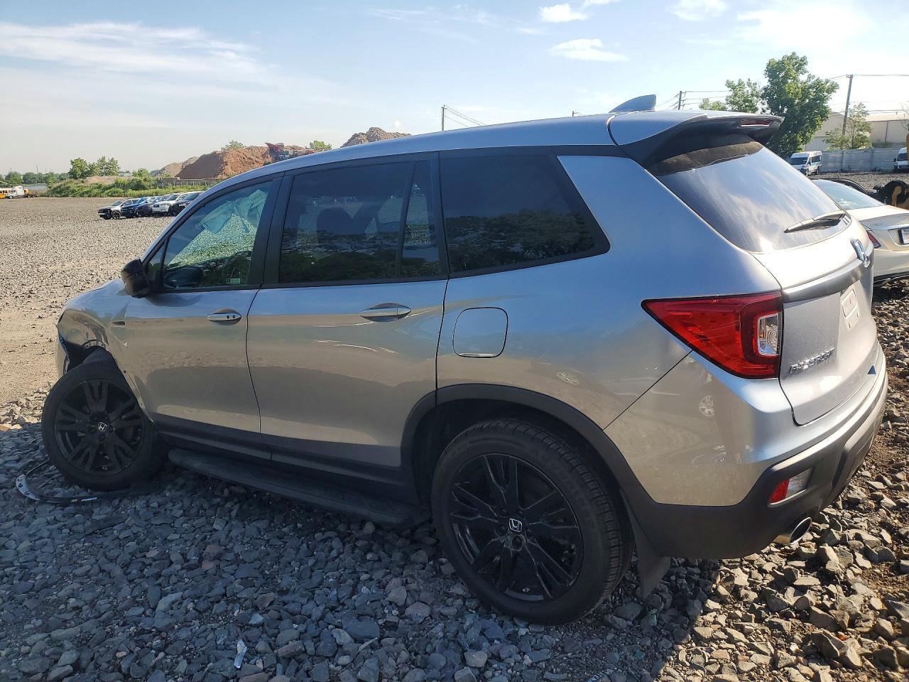 2021 Honda Passport Sport - Image 2