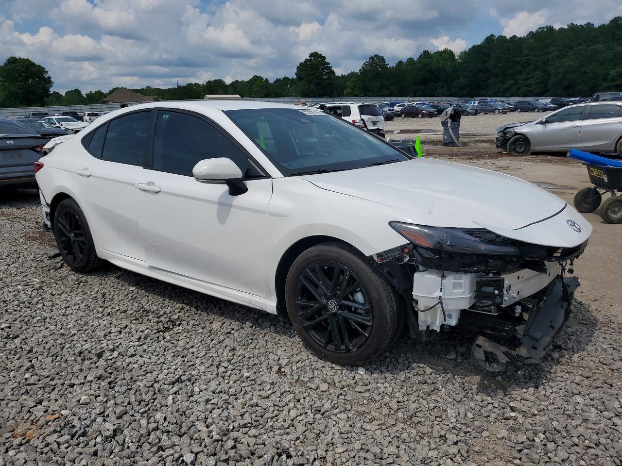 2025 Toyota Camry Se - Фото 4