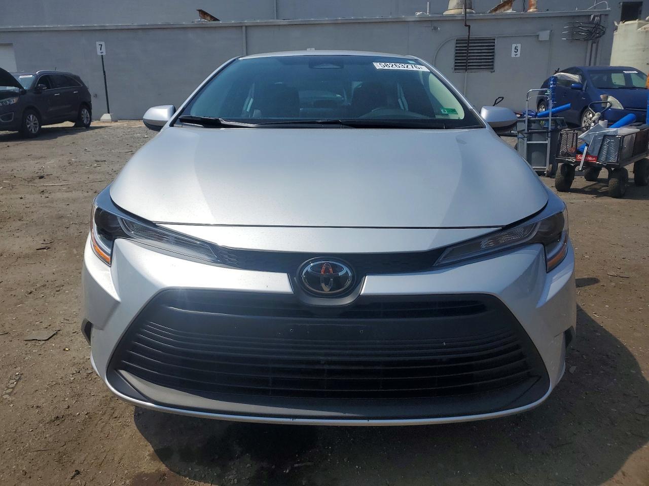 2025 Toyota Corolla Le - Фото 5