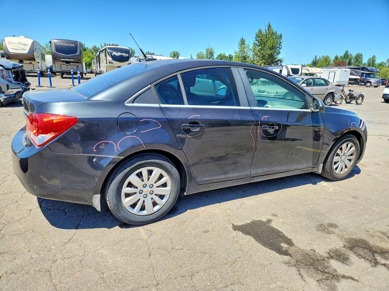 2011 Chevrolet Cruze Ls - Image 3