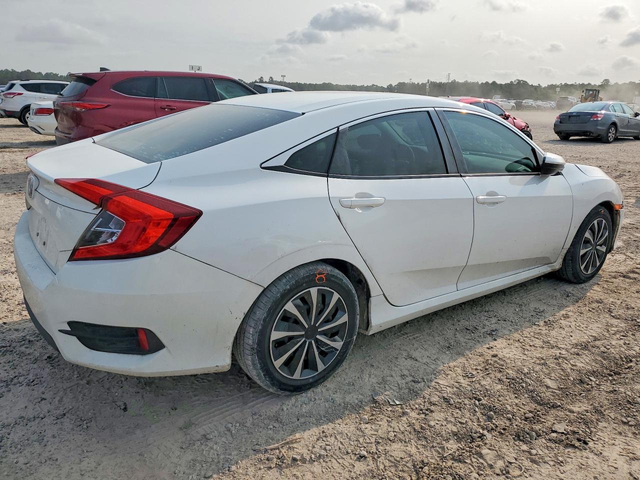 2018 Honda Civic Lx - Image 3