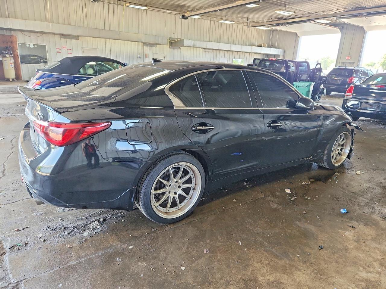 2019 Infiniti Q50 - Image 3