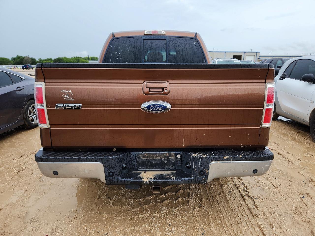 2011 Ford F150 Supercrew - Image 6