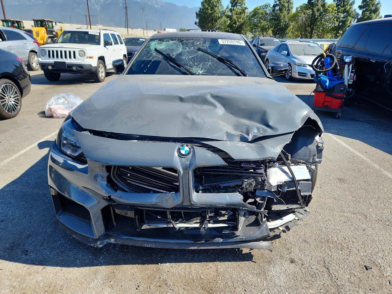 2025 BMW M2 - Фото 5