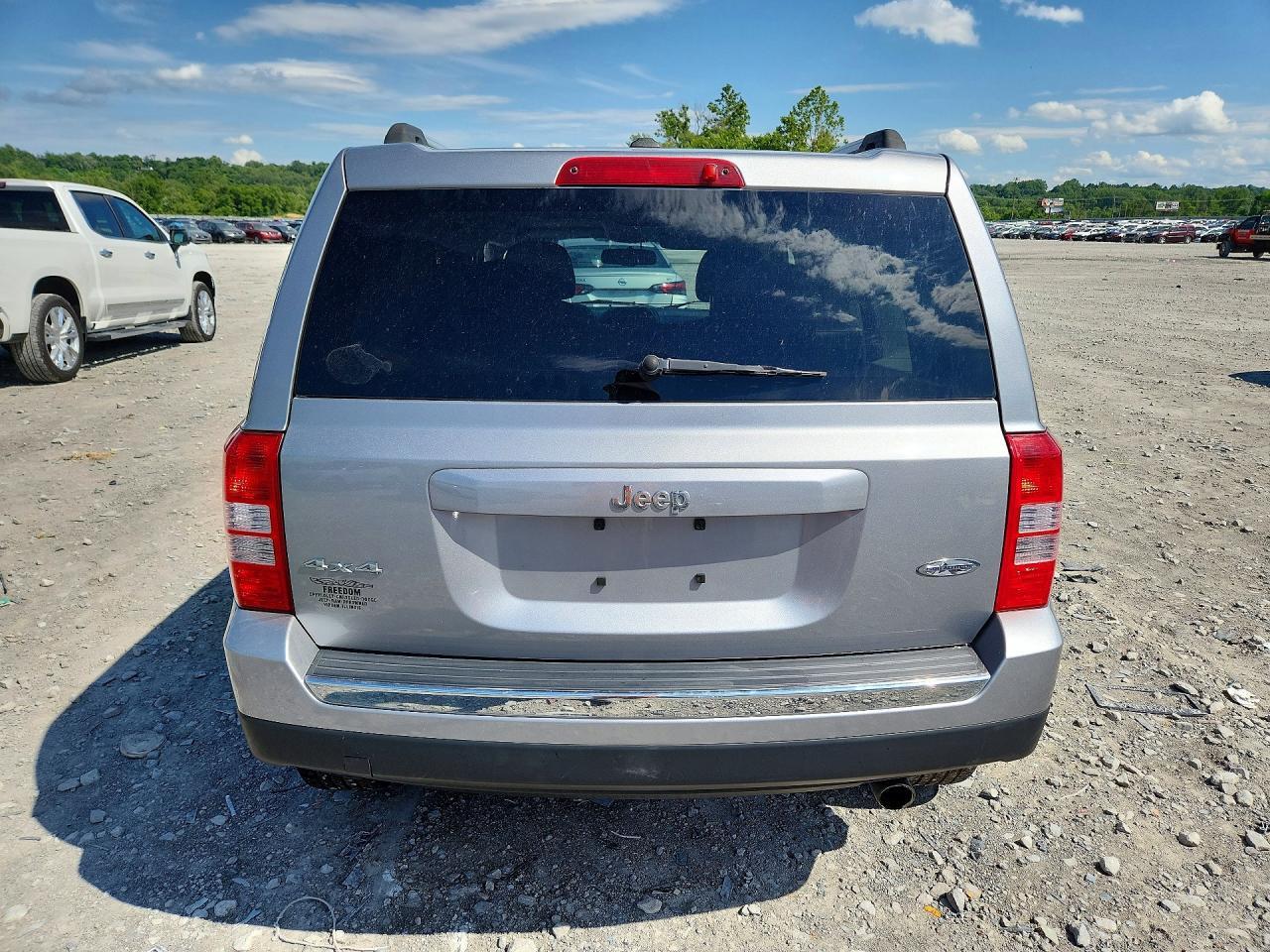 2016 Jeep Patriot Latitude - Фото 6