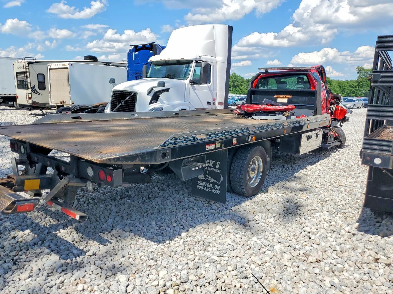 2021 Ford F650 Super Duty - Image 3