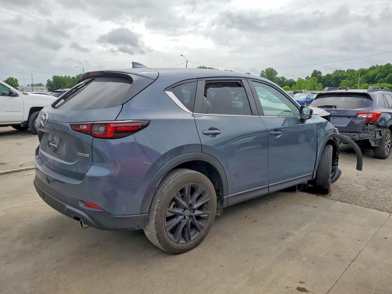2023 Mazda Cx-5 Preferred - Image 3