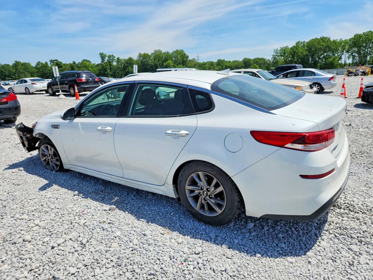 2020 Kia Optima Lx - Фото 2