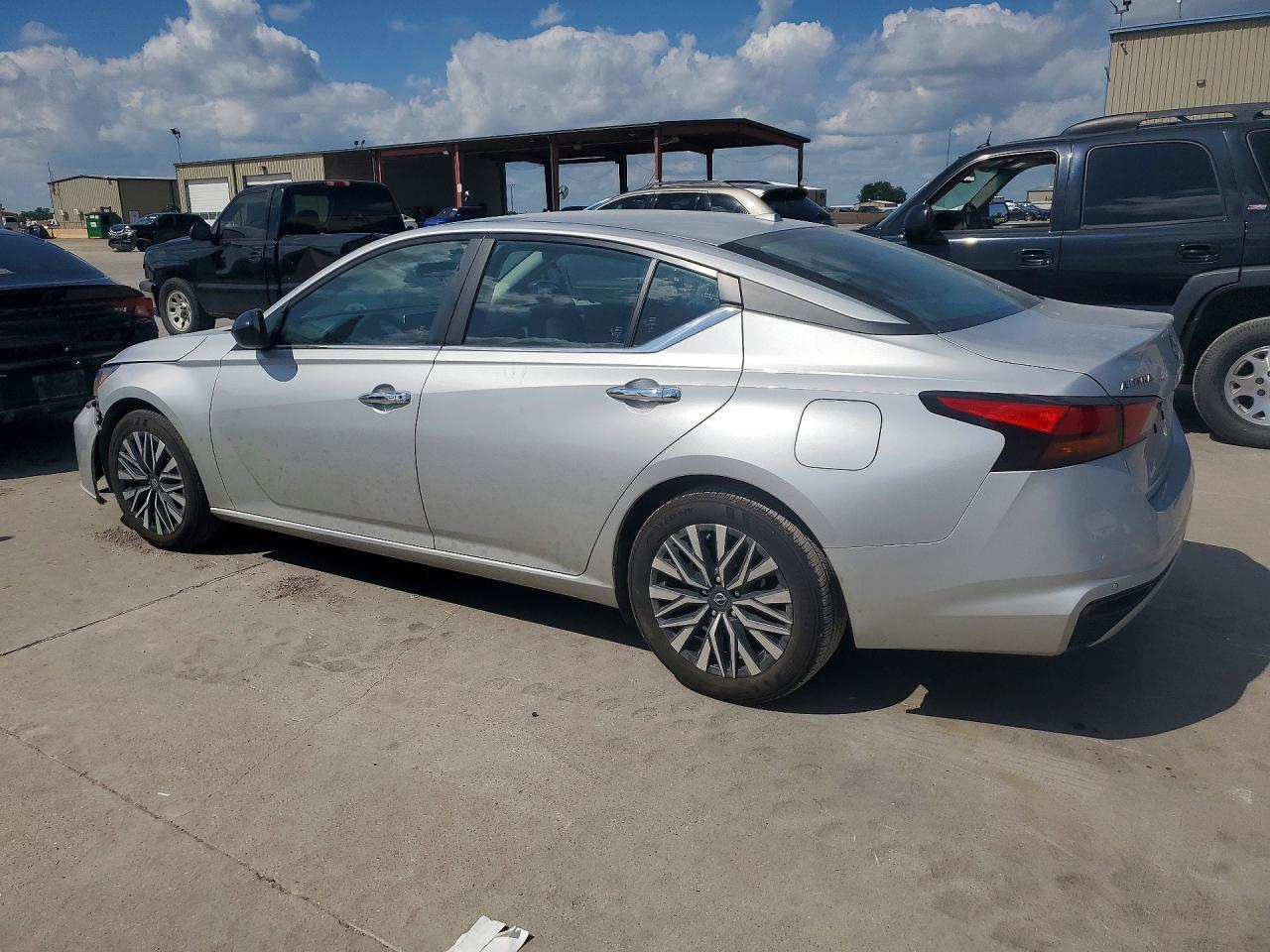 2025 Nissan Altima Sv - Фото 2