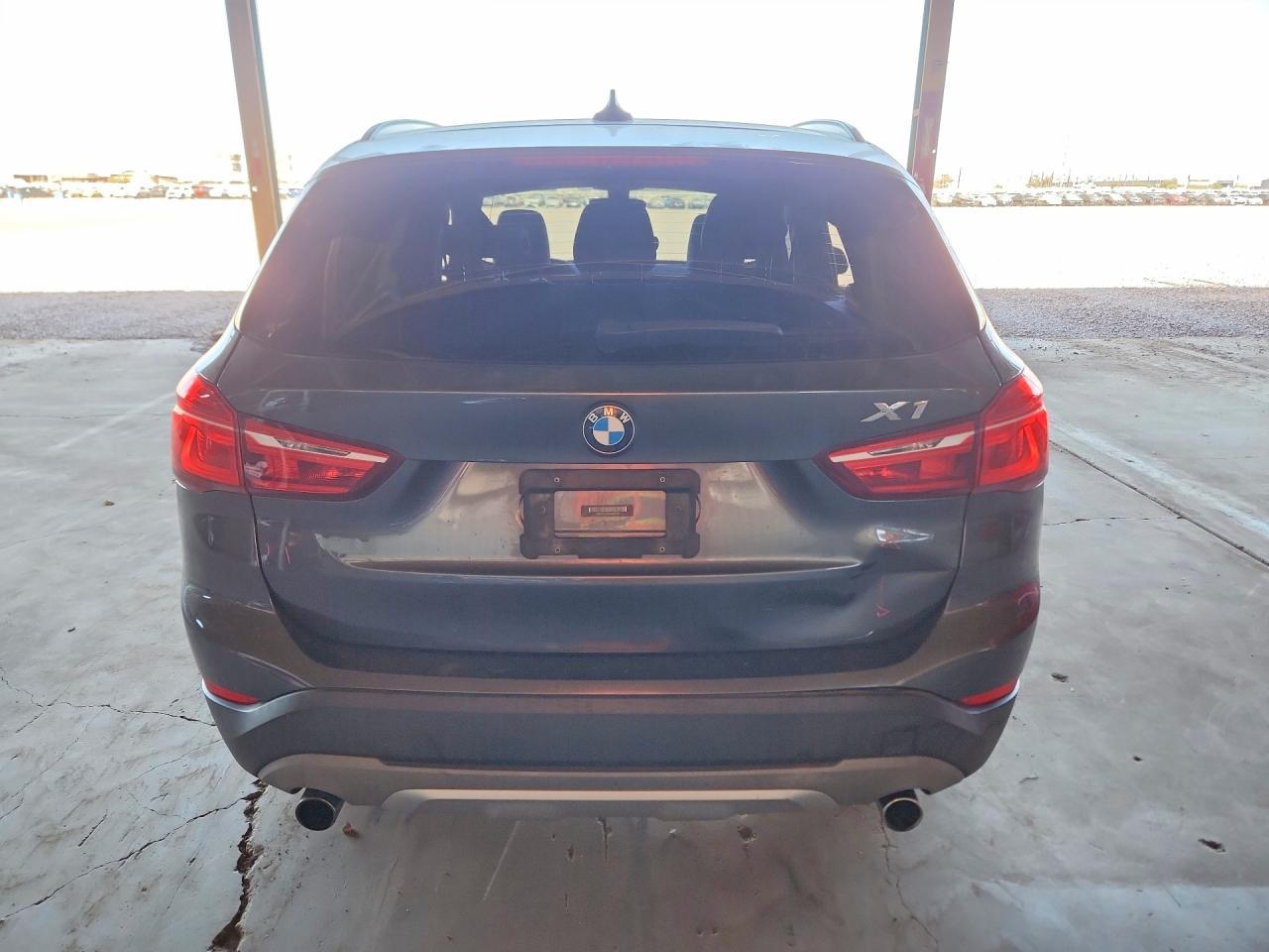 2017 BMW X1 xDrive28I - Фото 6
