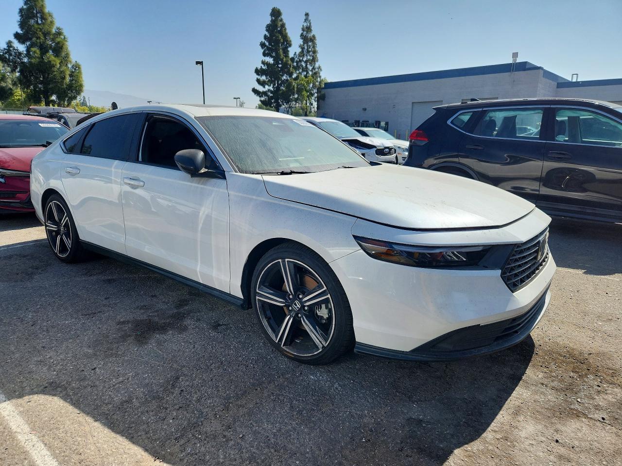 2024 Honda Accord Hybrid Sport - Image 4