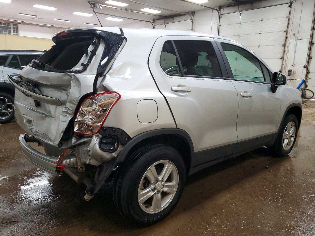 2019 Chevrolet Trax Ls - Фото 3