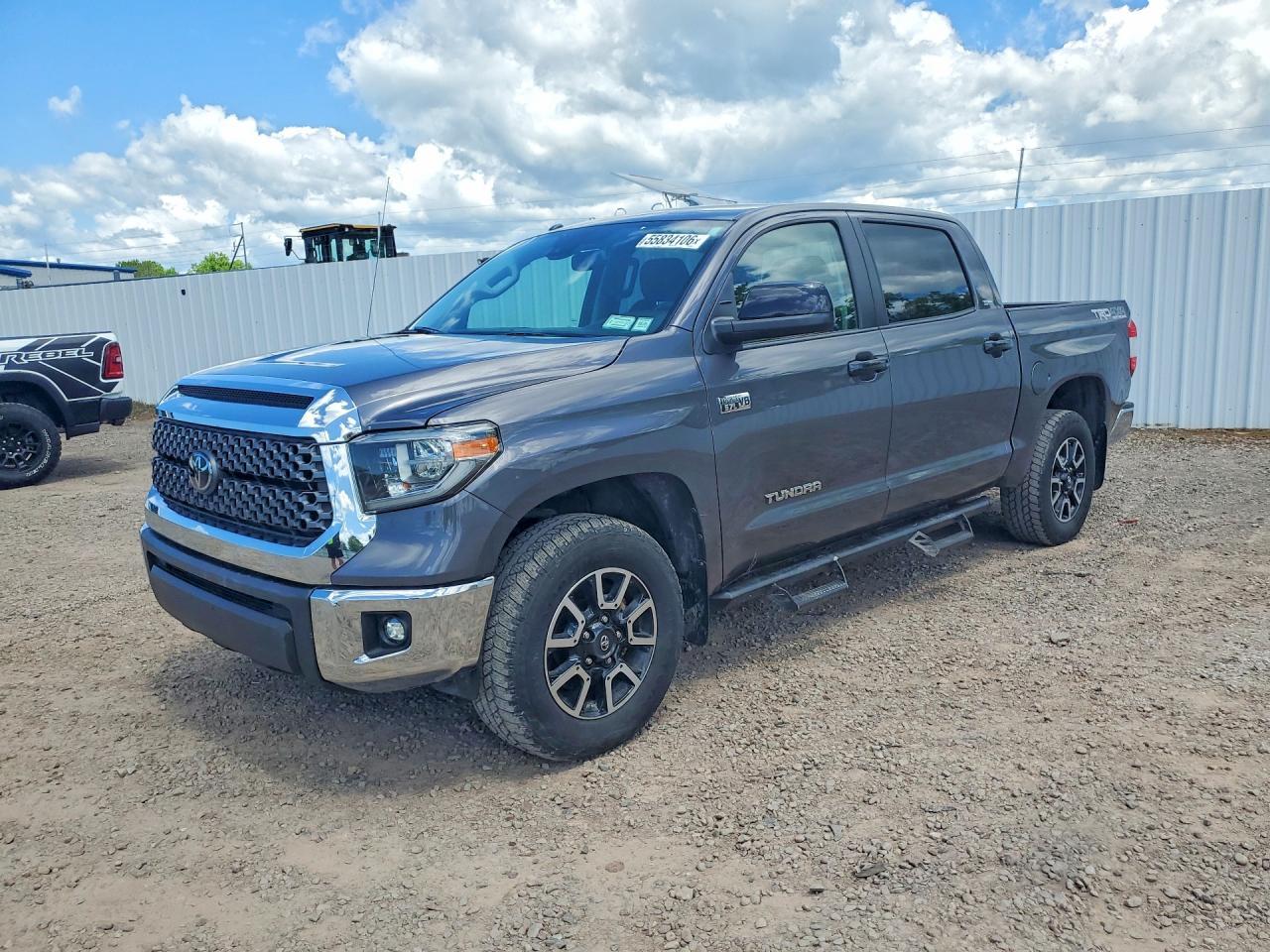 2018 Toyota Tundra Crewmax Sr5
