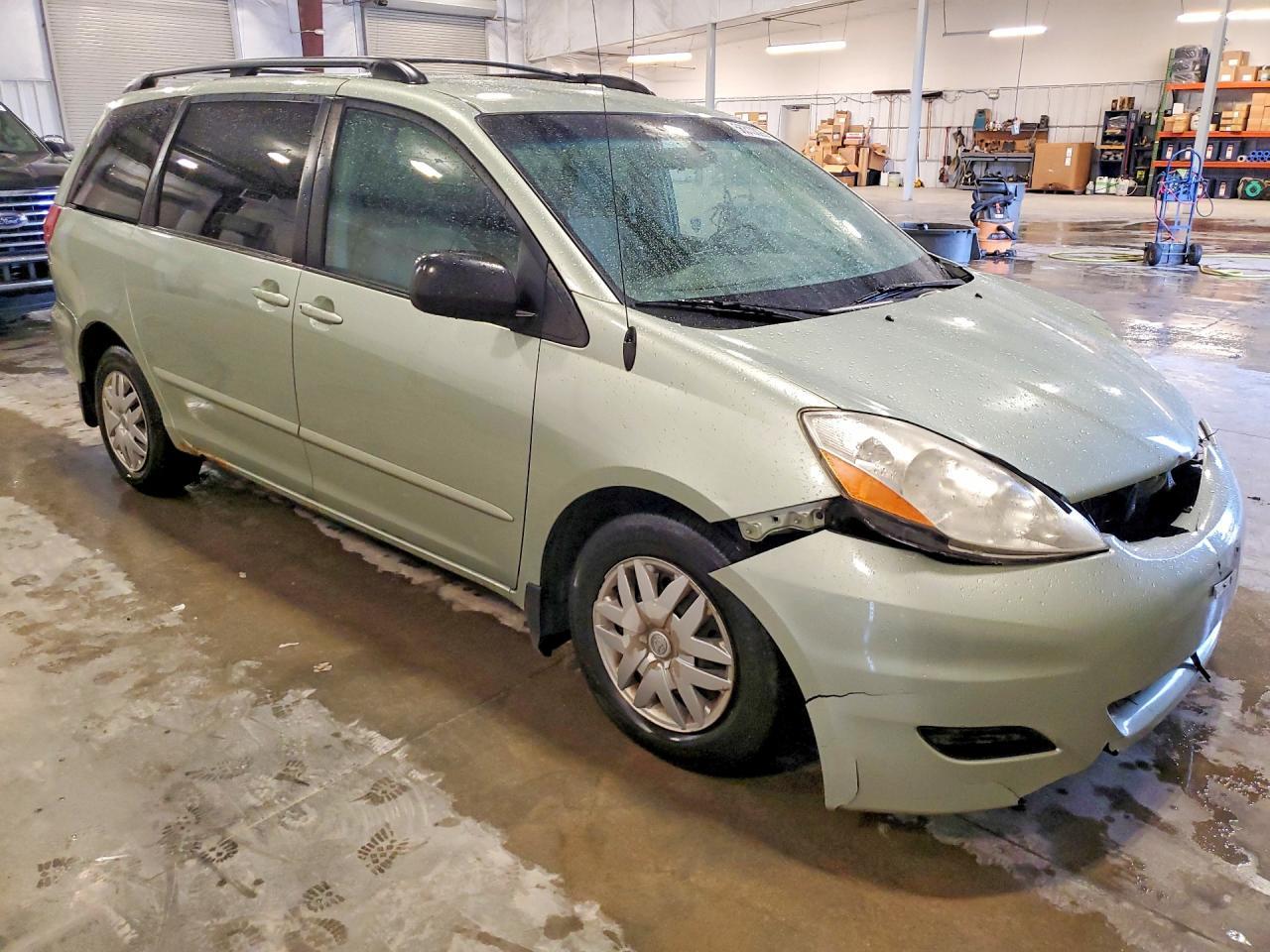2006 Toyota Sienna Le 7 Passenger - Фото 4