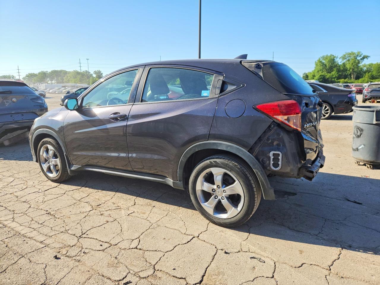 2017 Honda Hr-V Lx - Фото 2