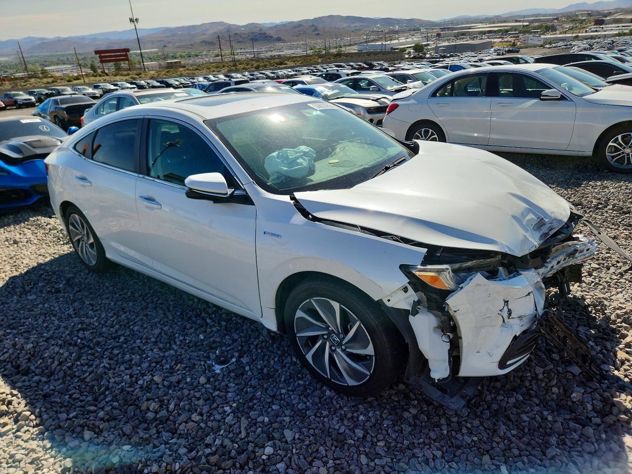 2020 Honda Insight Touring - Image 4
