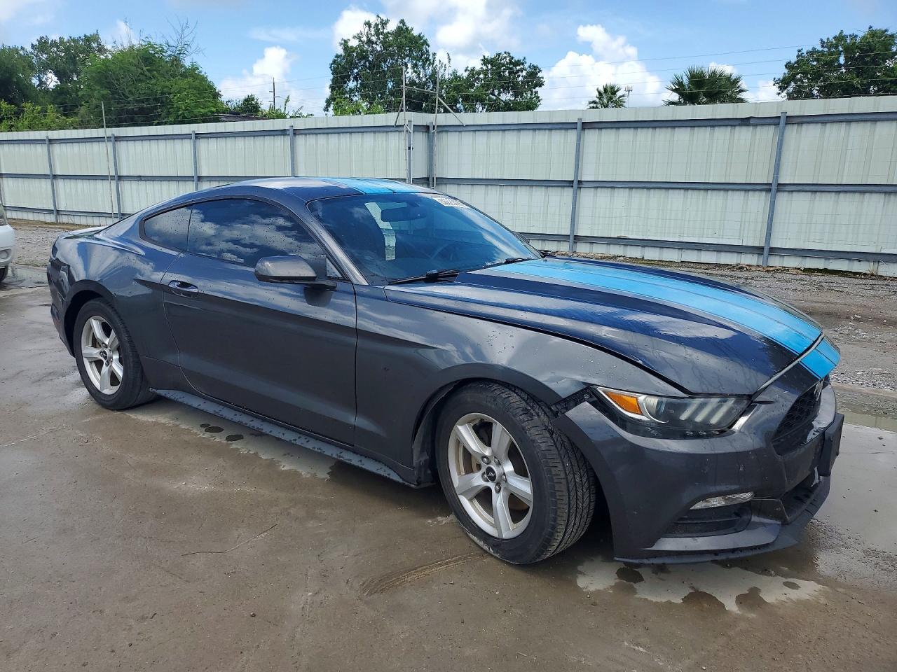 2017 Ford Mustang - Image 4