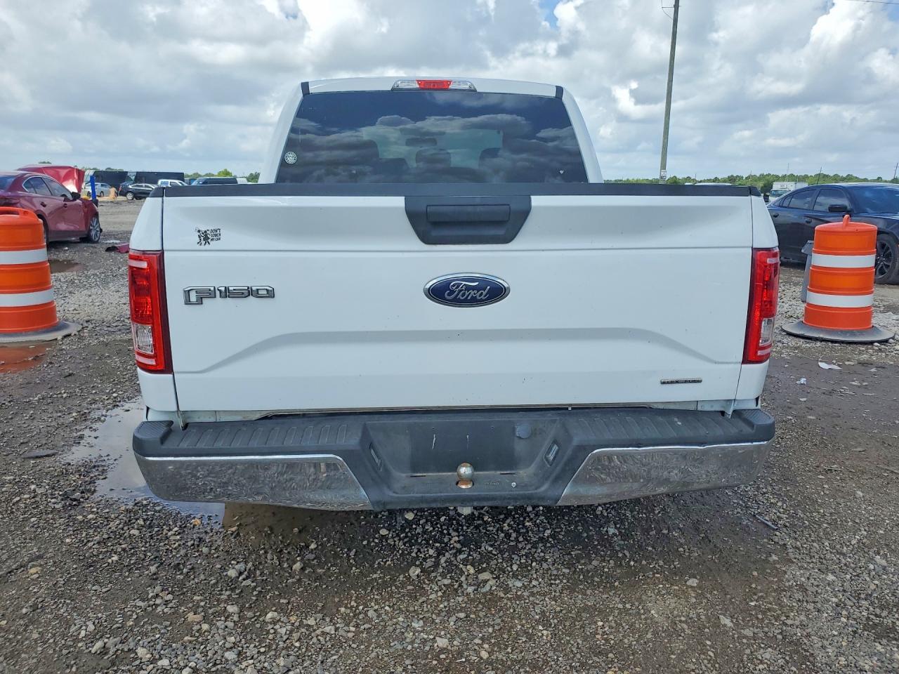 2015 Ford F 150 - Фото 6