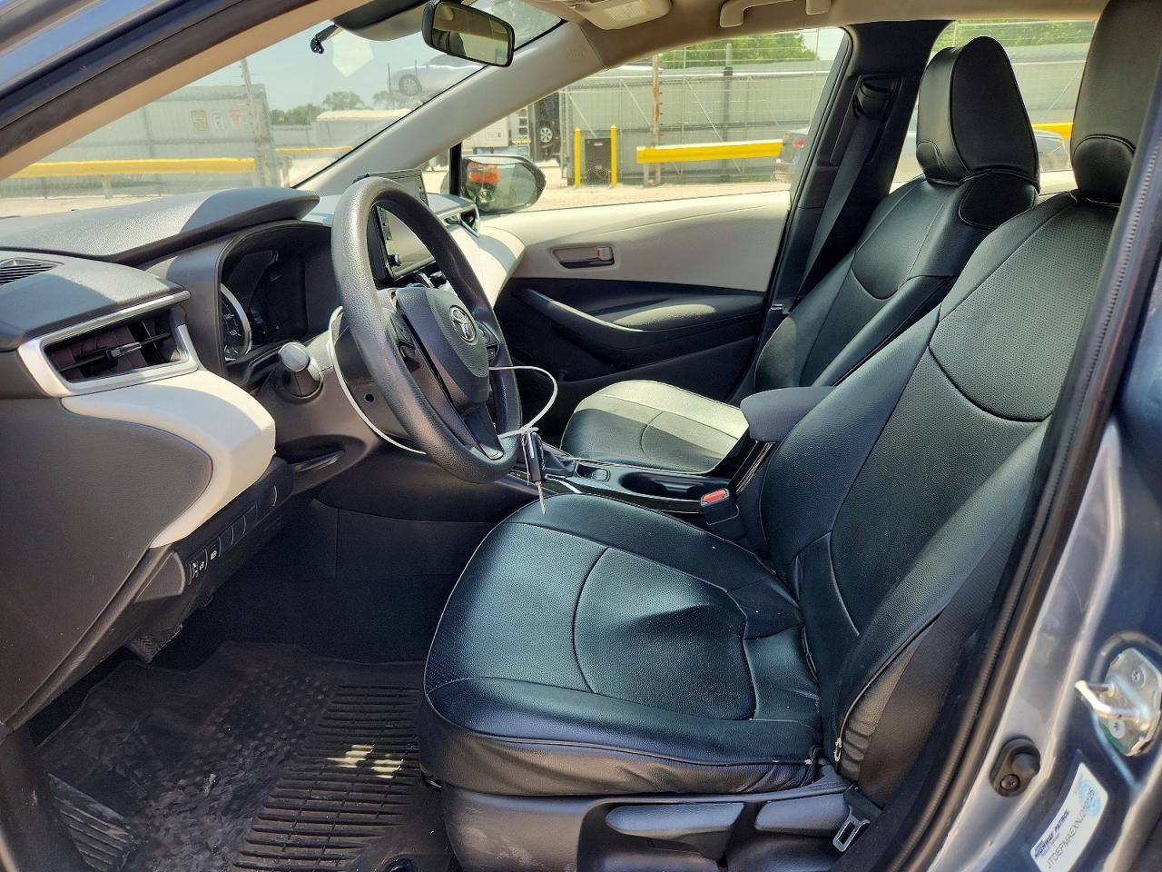 2022 Toyota Corolla Le - Image 7