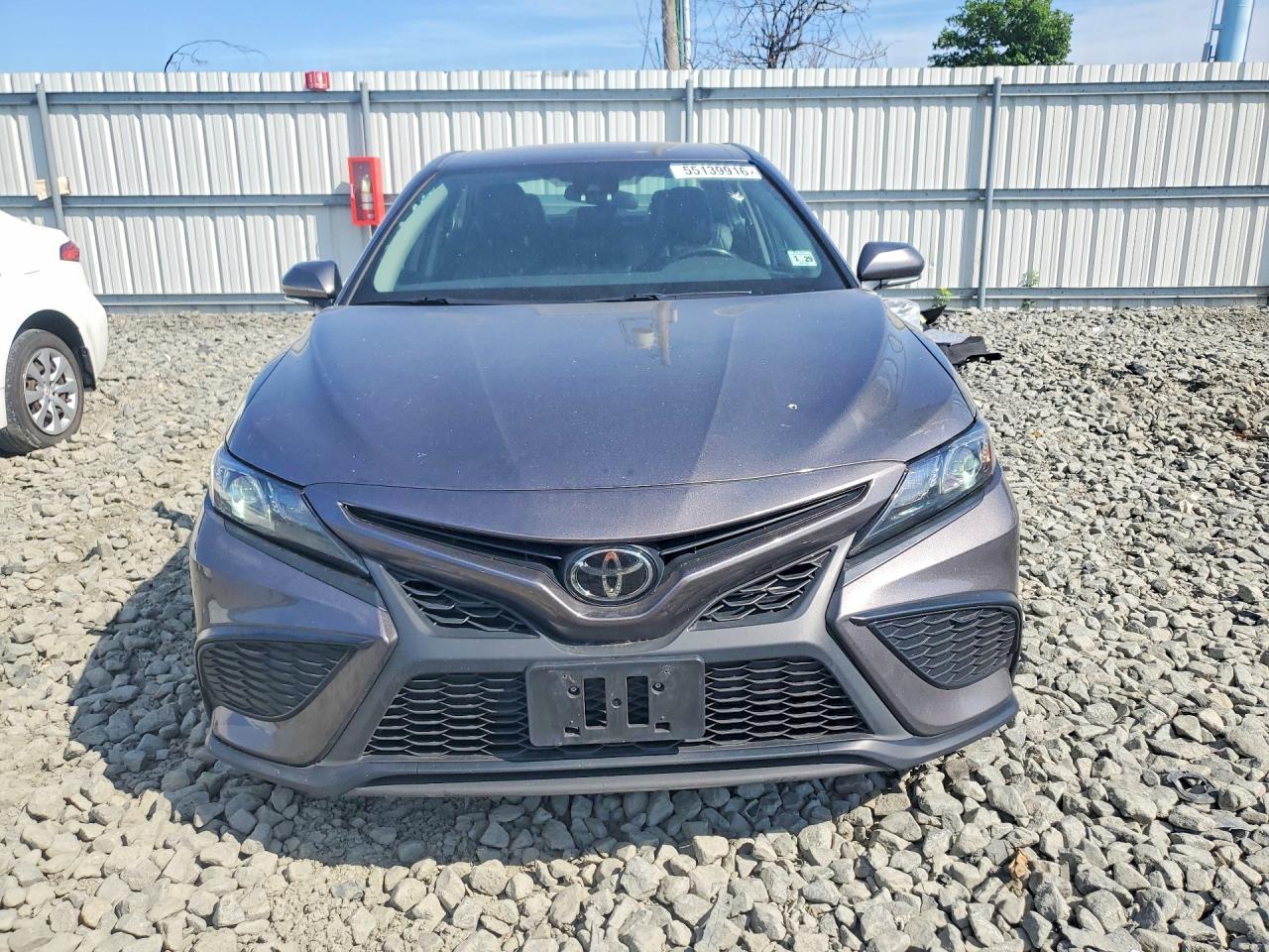 2024 Toyota Camry Se - Фото 5