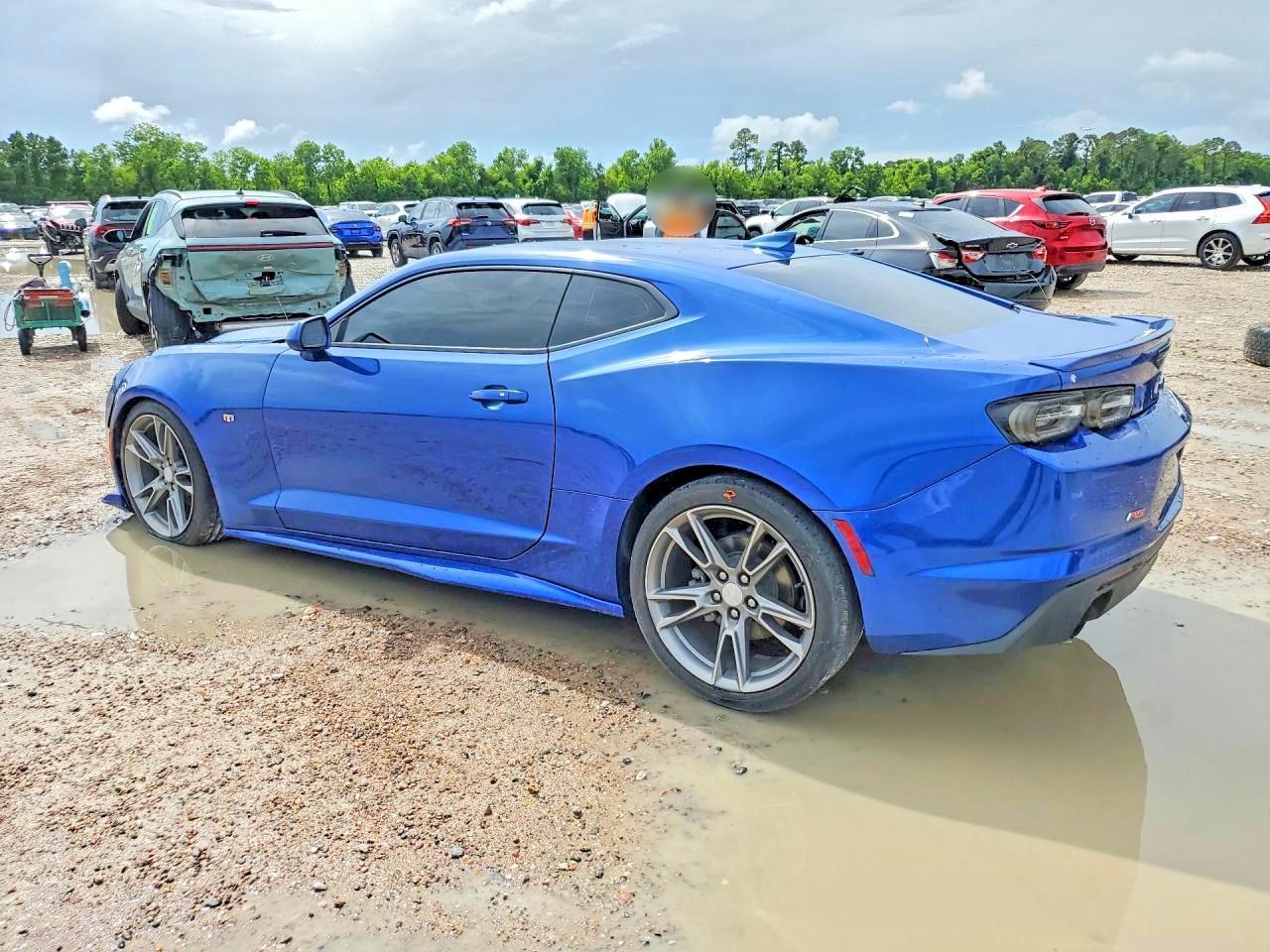 2020 Chevrolet Camaro Ls - Фото 2