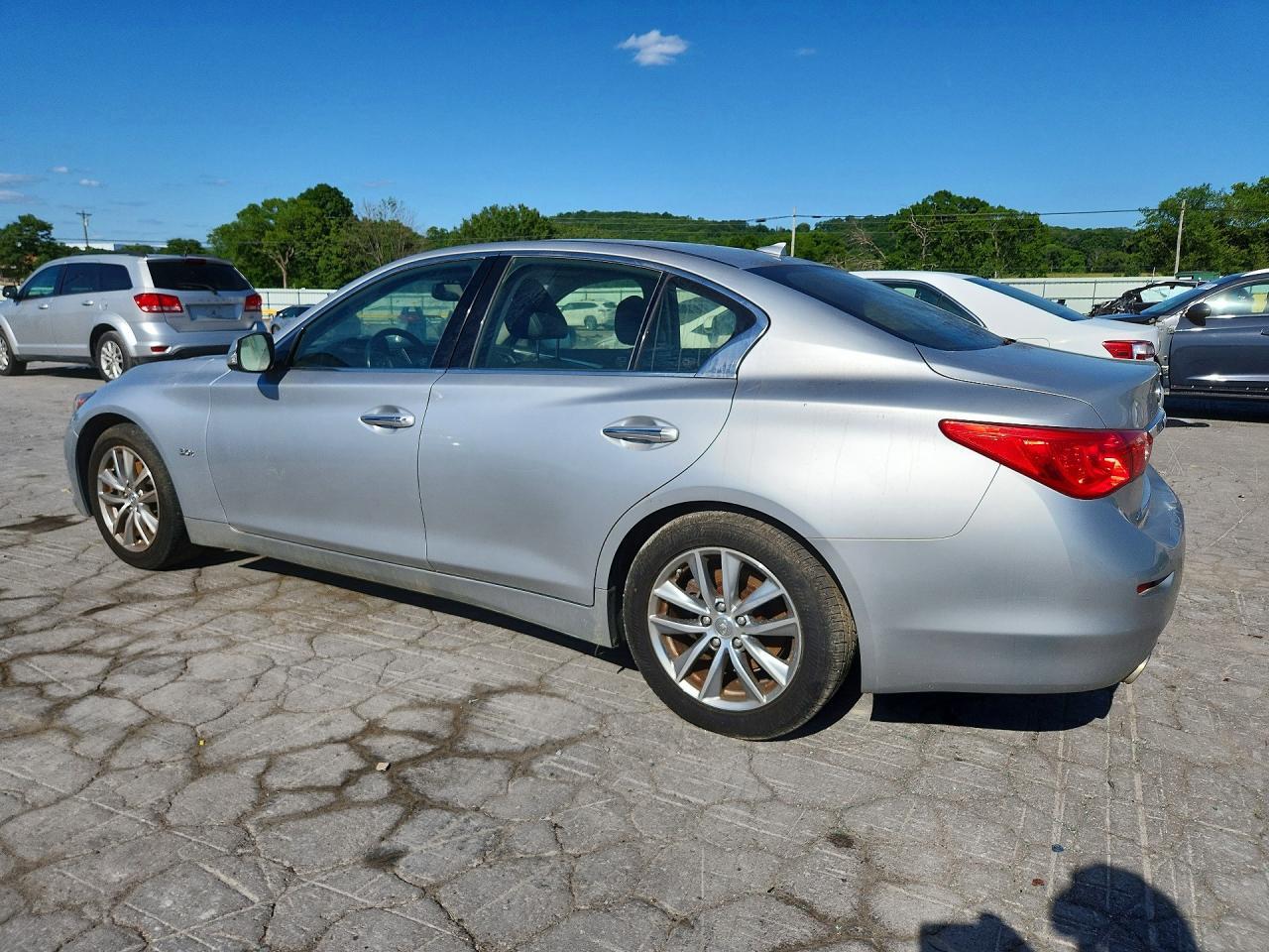 2017 Infiniti Q50 3.0T Premium - Фото 2