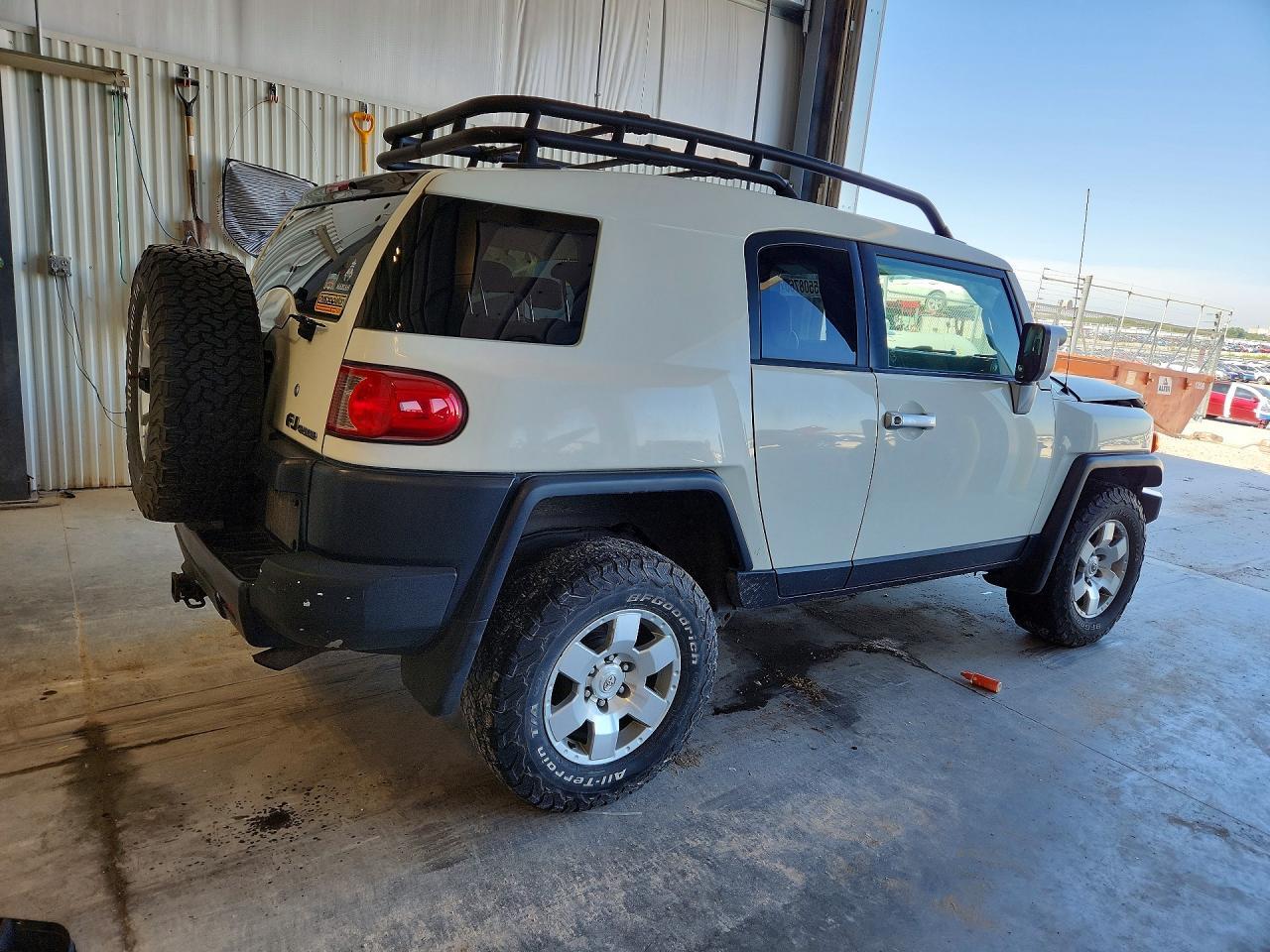 2010 Toyota Fj Cruiser Base - Фото 3